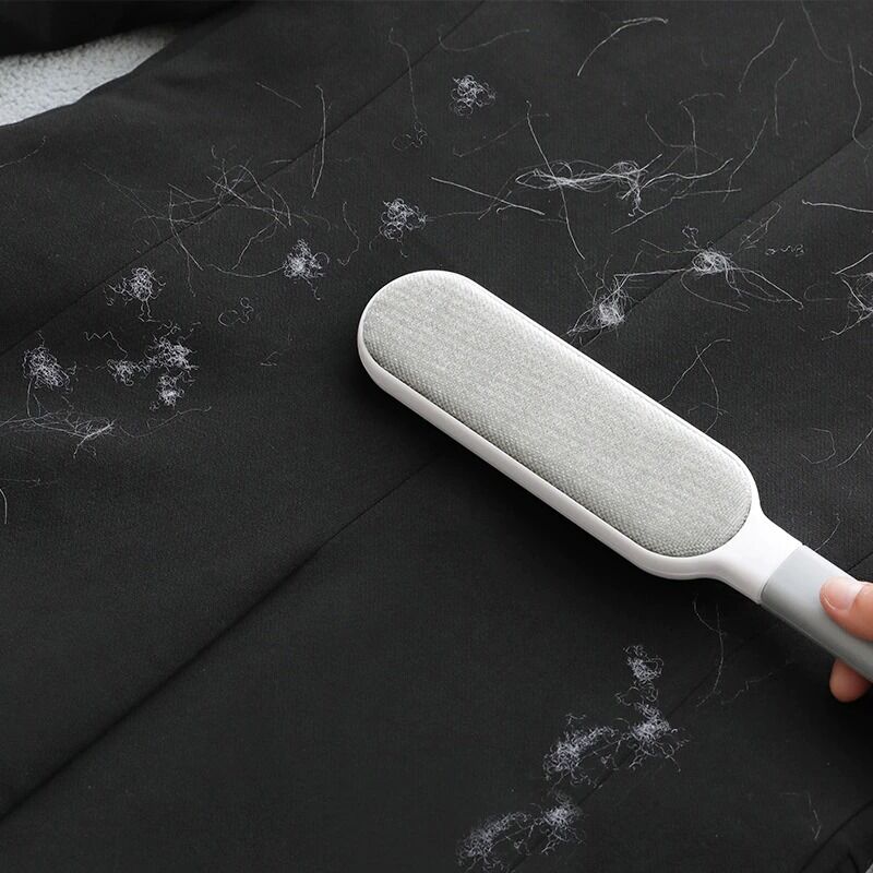 brosse-poils-peluches-tapis-tissu-myanimoo brosse poils peluches tapis tissu
